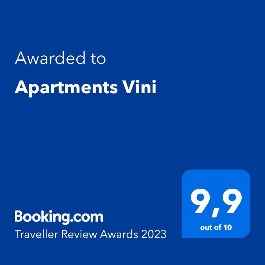 Apartments Vini Seget Donji Luaran gambar